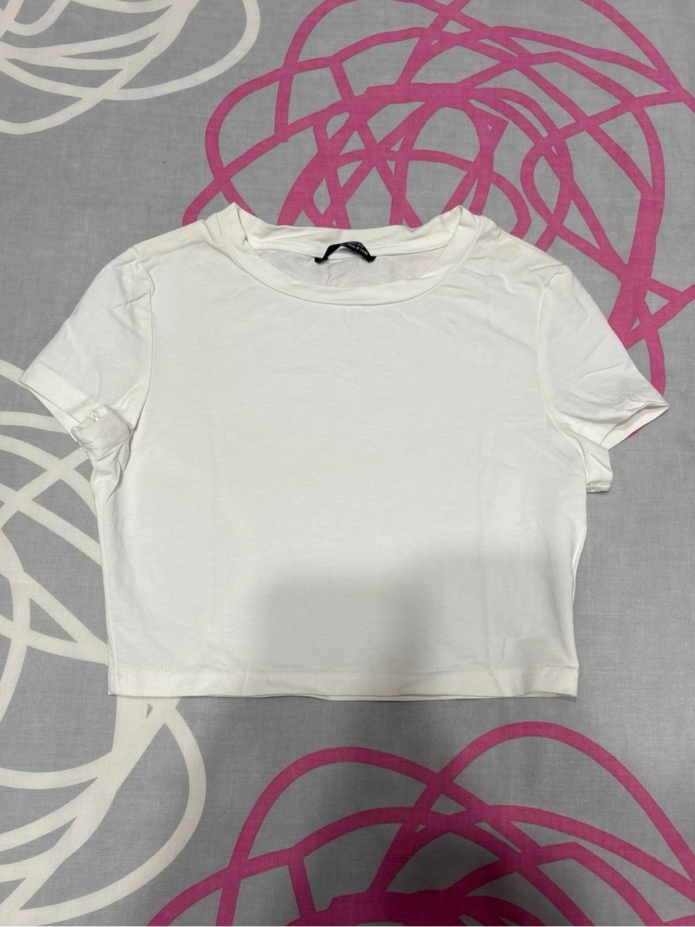 SHEIN White Crop Top